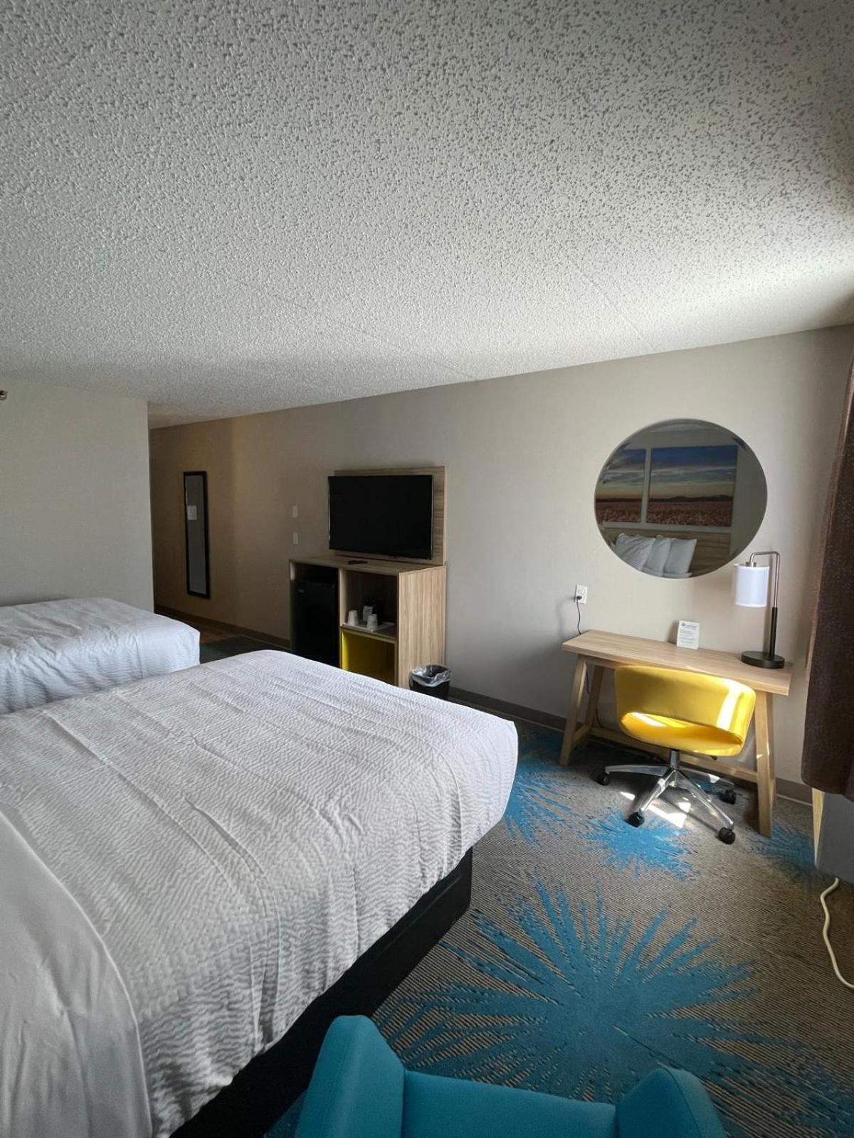Days Inn By Wyndham Mandan Bismarck Area Eksteriør bilde