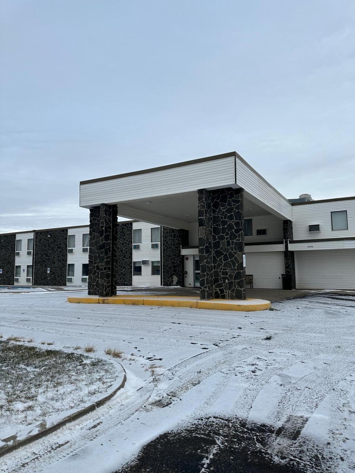 Days Inn By Wyndham Mandan Bismarck Area Eksteriør bilde